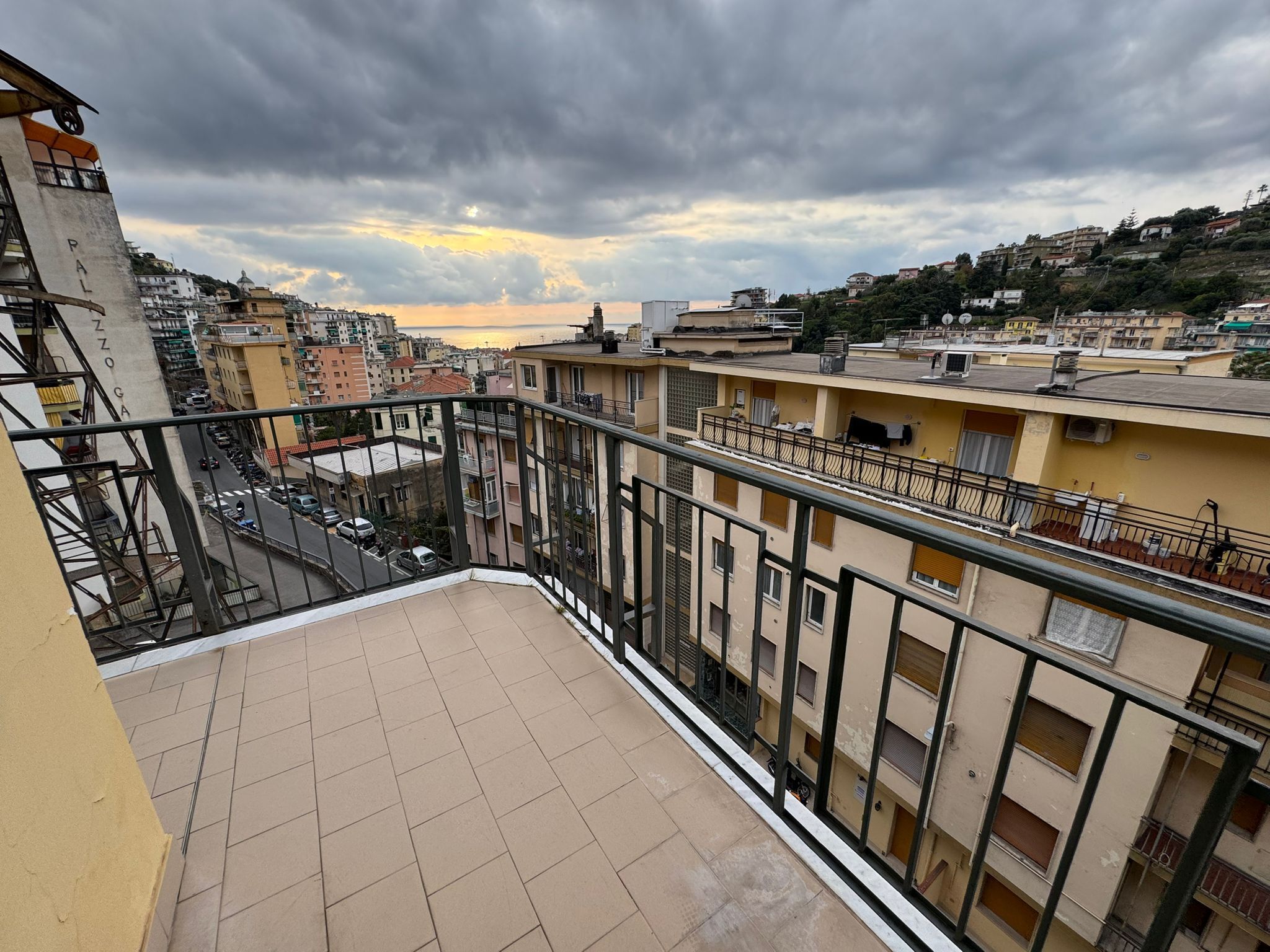 Appartamento vista mare in via galileo galilei 315, San Remo