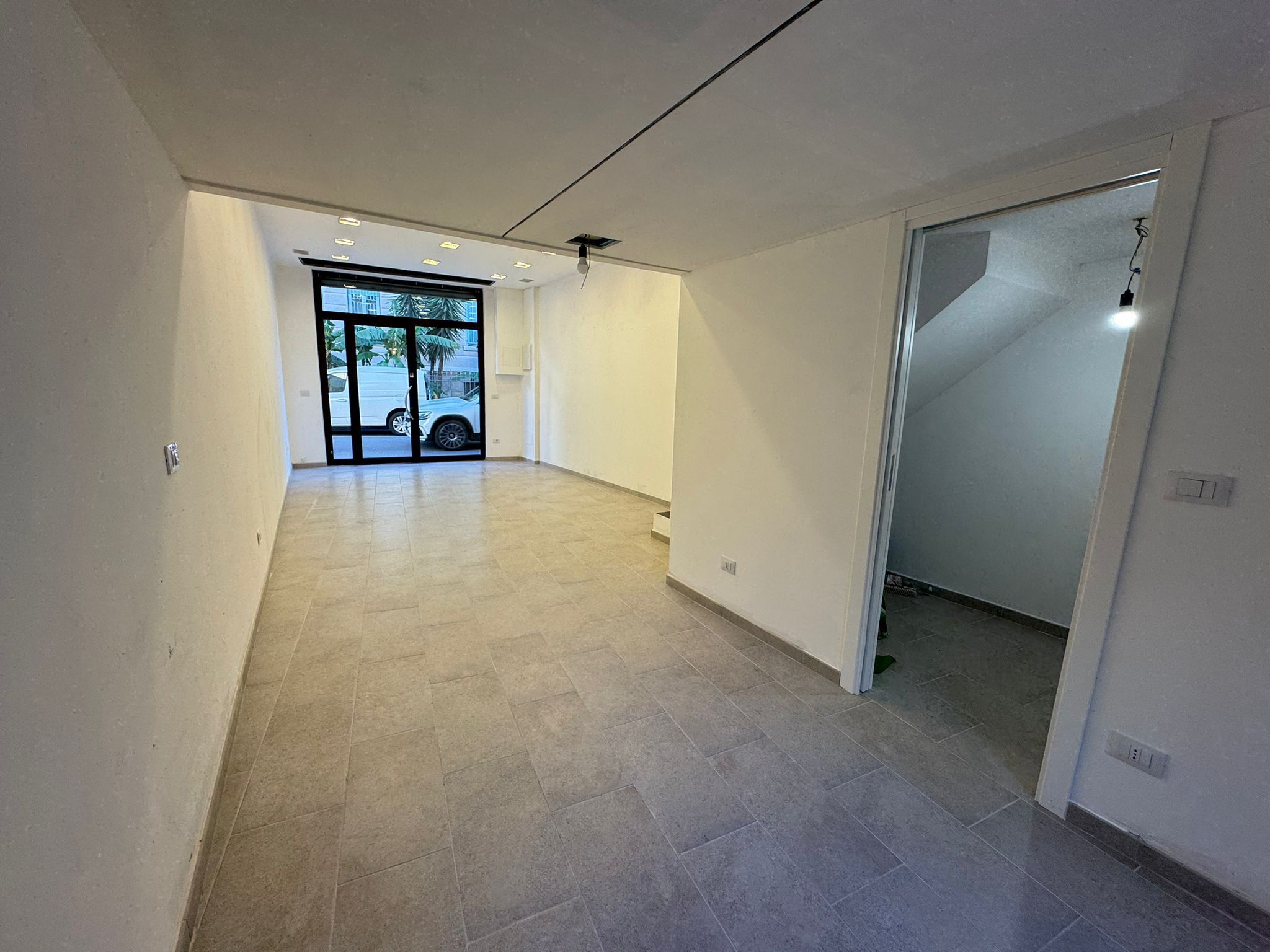 Locale commerciale in affitto in via lamarmora 31, San Remo