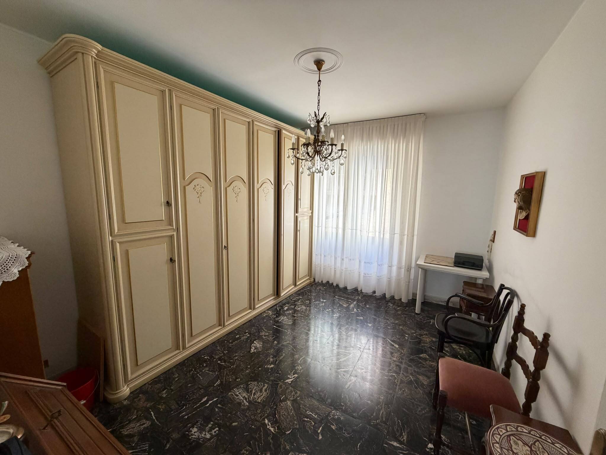 Quadrilocale da ristrutturare in via lamarmora 67, San Remo