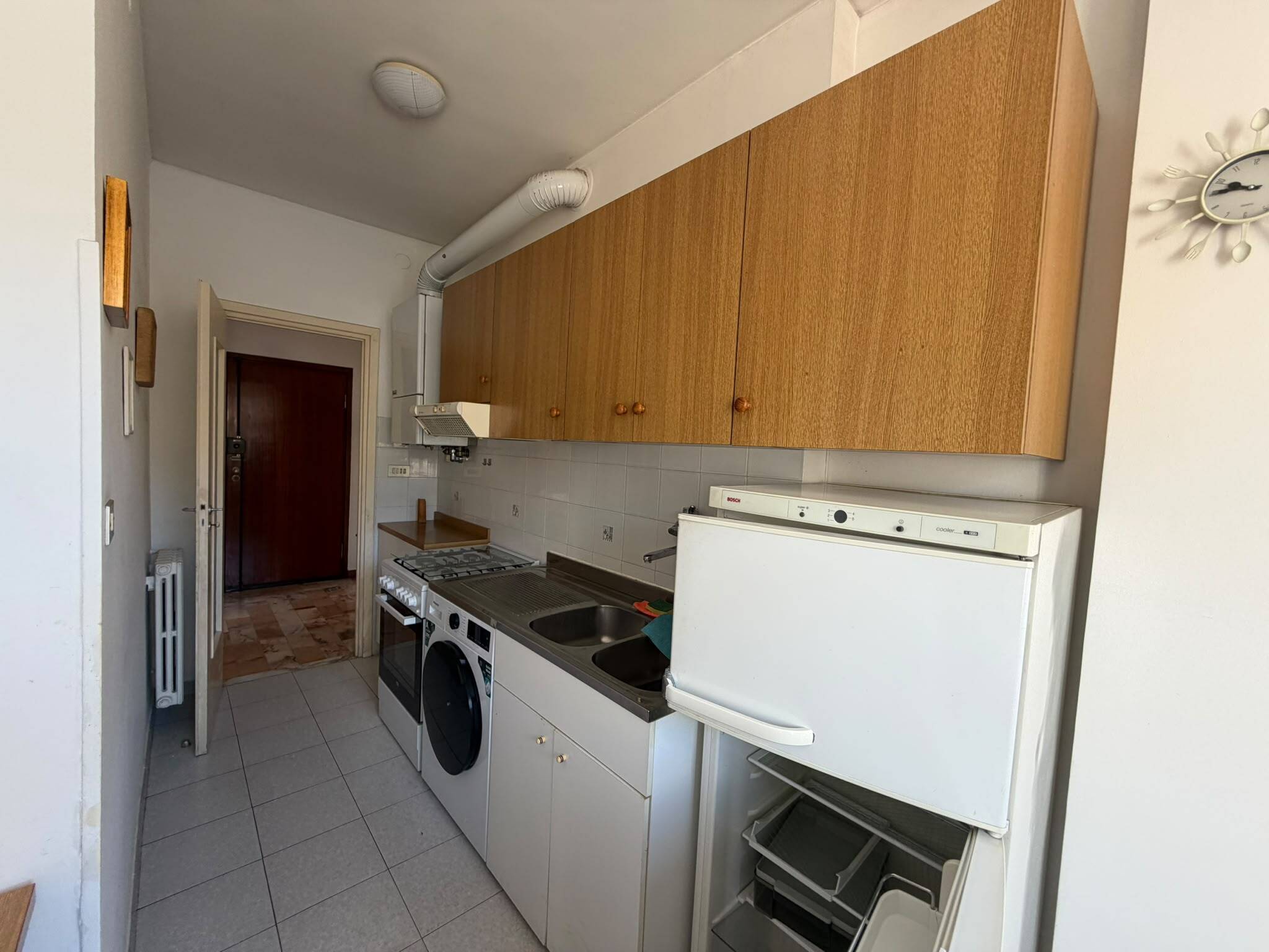 Trilocale con terrazzo in via lamarmora, San Remo