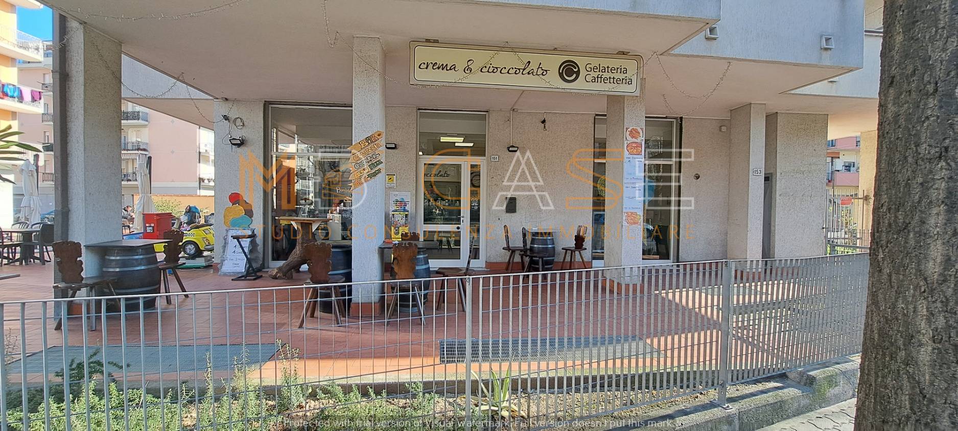 Attivit commerciale in vendita a Albenga