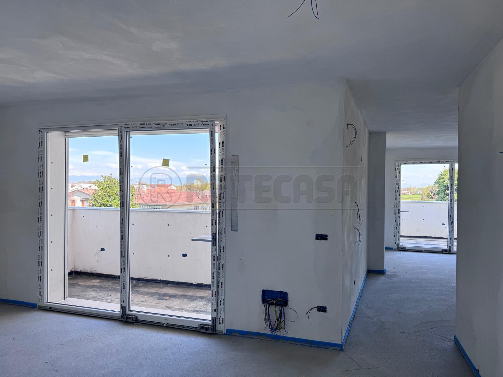 Attico con terrazzo a Campodarsego