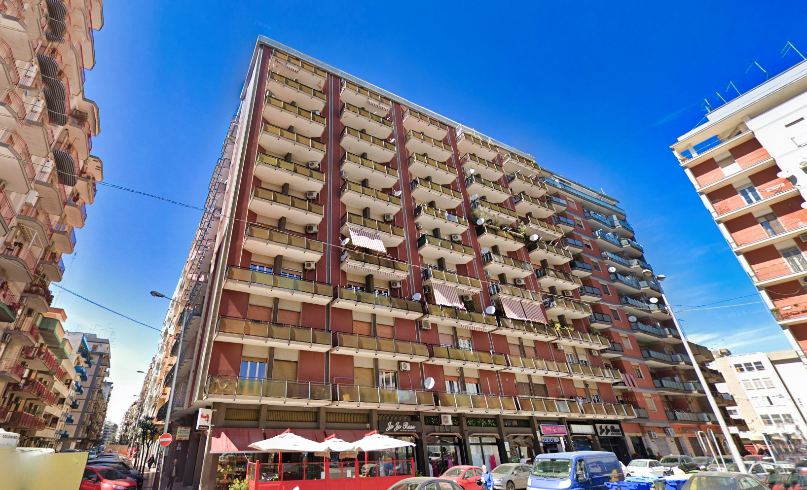 Quadrilocale in vendita in piazza pio x 42, Taranto