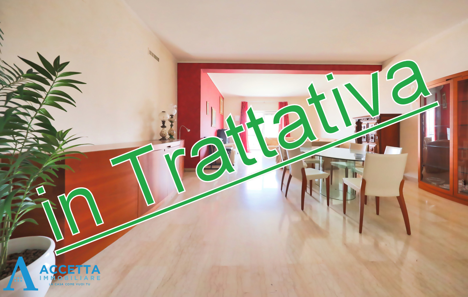 Quadrilocale vista mare in viale virgilio 150, Taranto