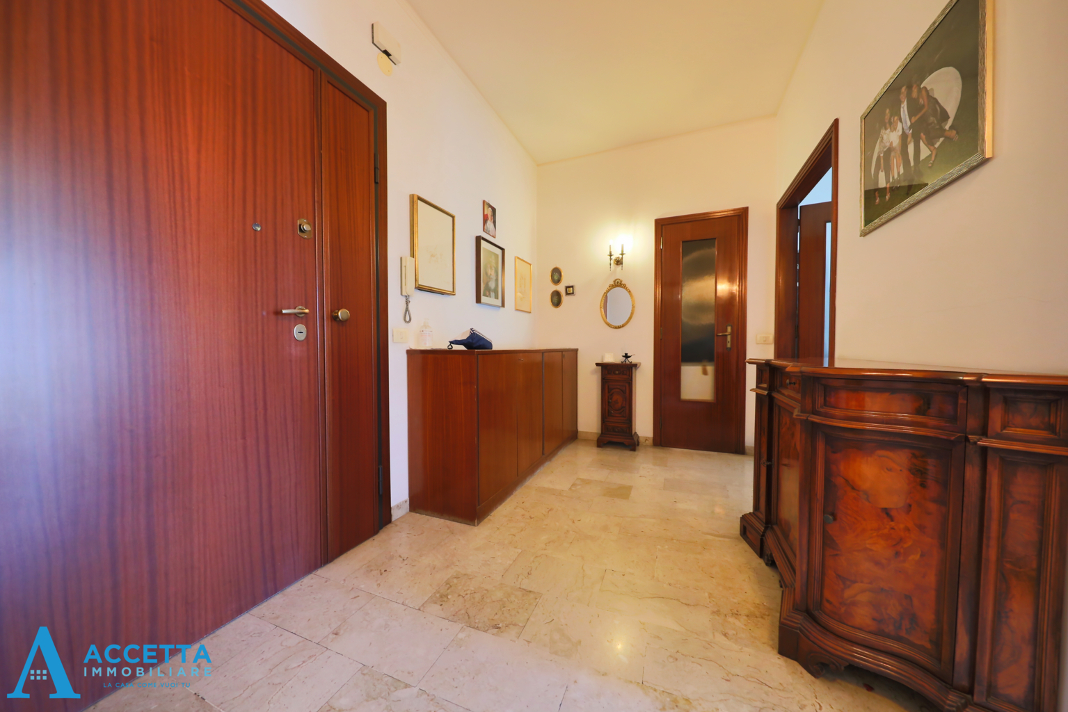 Quadrilocale in vendita in via veneto 116, Taranto