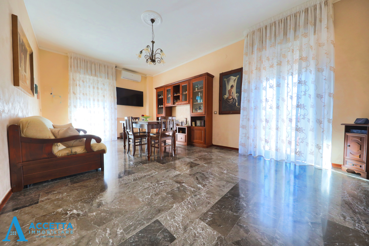 Trilocale in vendita in via cesare pascarella 6, Taranto