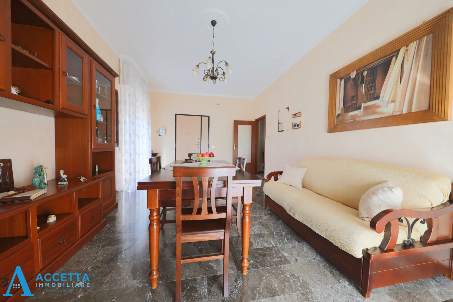 Trilocale in vendita in via cesare pascarella 6, Taranto