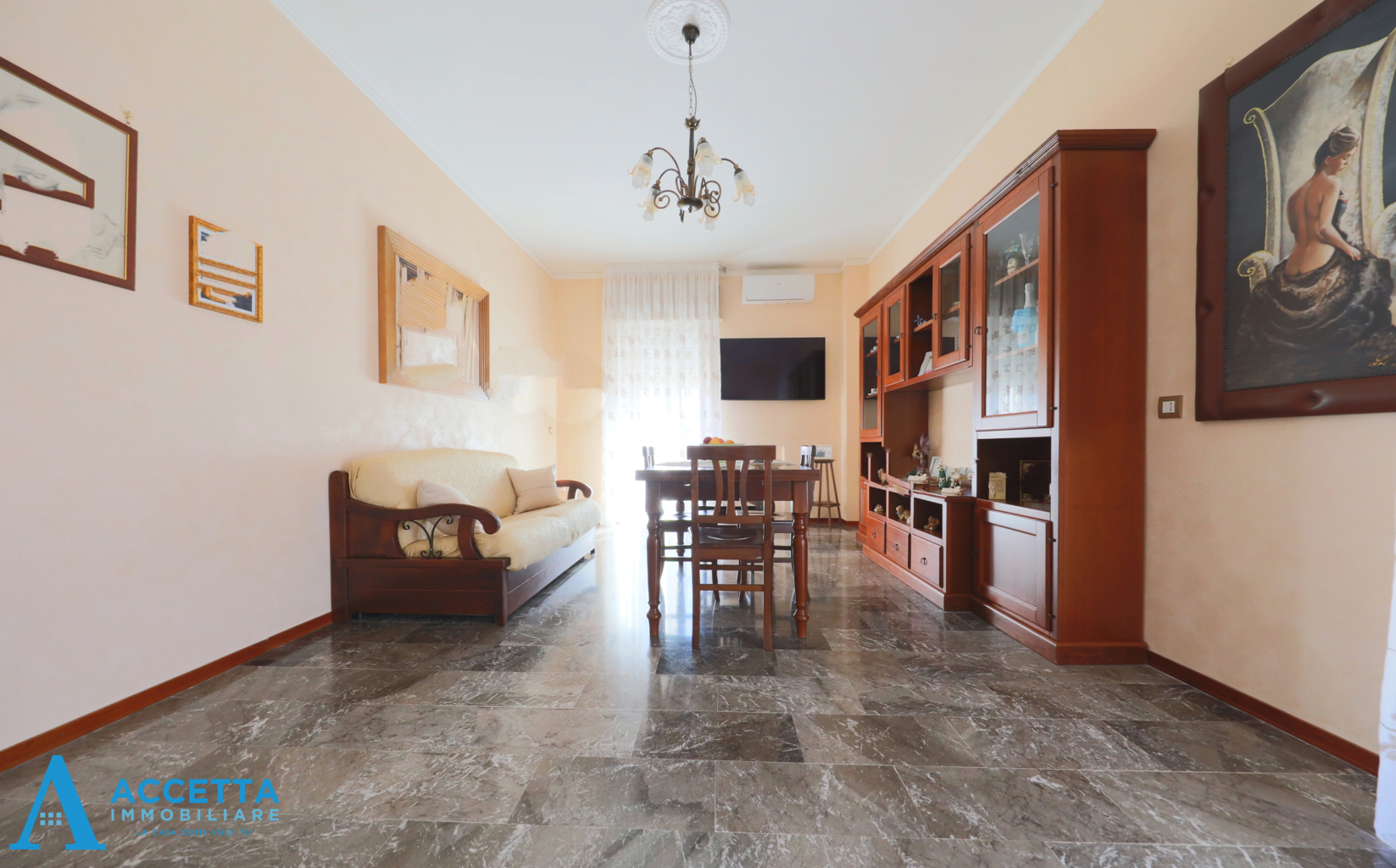 Trilocale in vendita in via cesare pascarella 6, Taranto