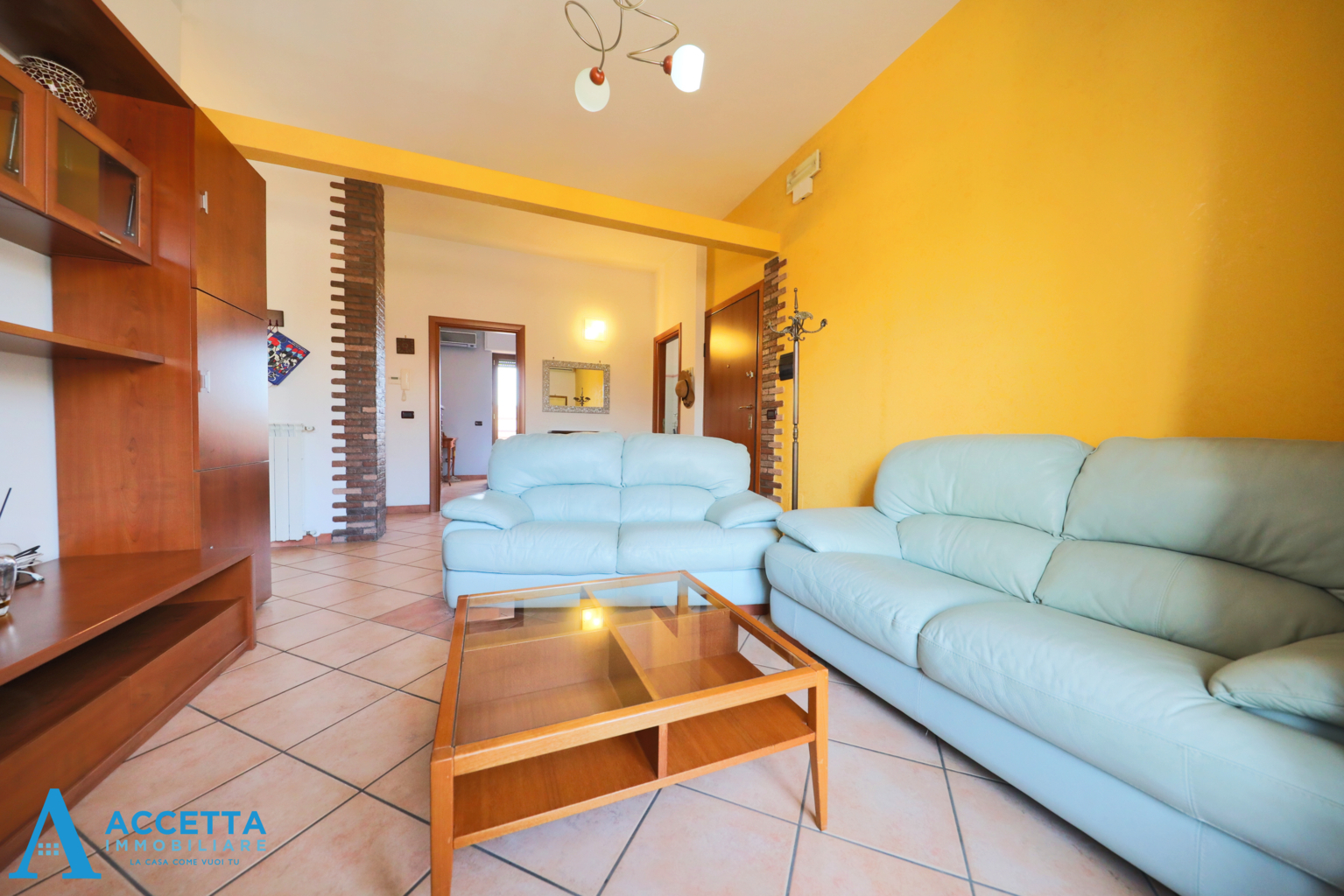 Quadrilocale con terrazzo in viale europa 115, Taranto