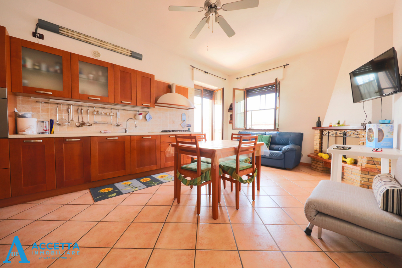 Quadrilocale con terrazzo in viale europa 115, Taranto