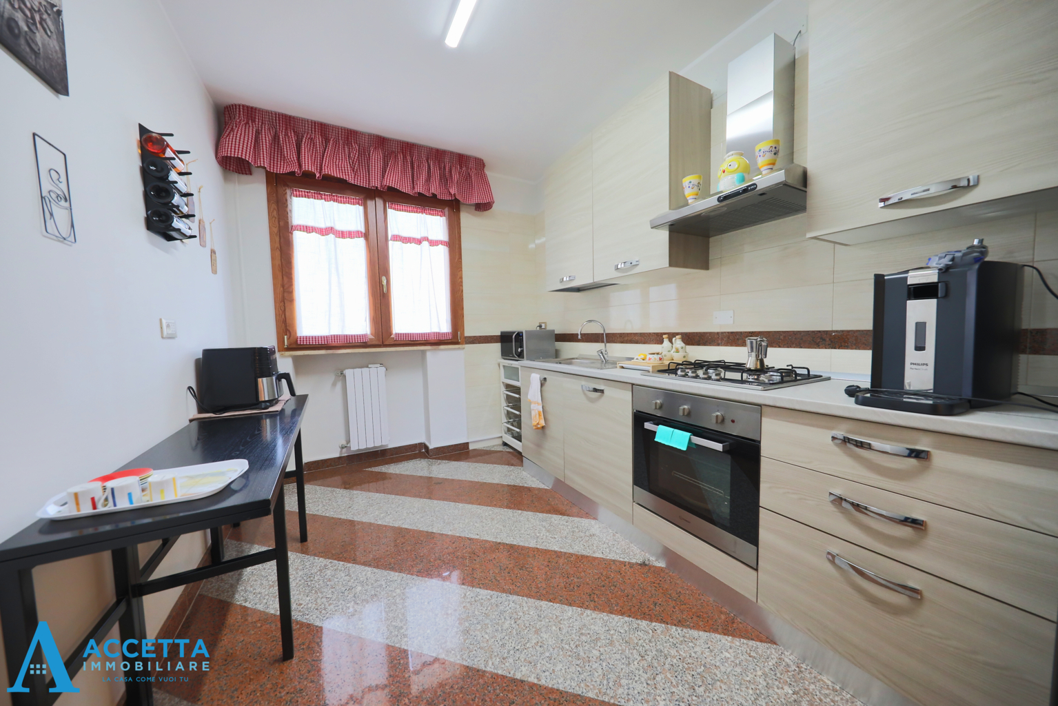 Quadrilocale con giardino in via salvo d'acquisto 6, Taranto