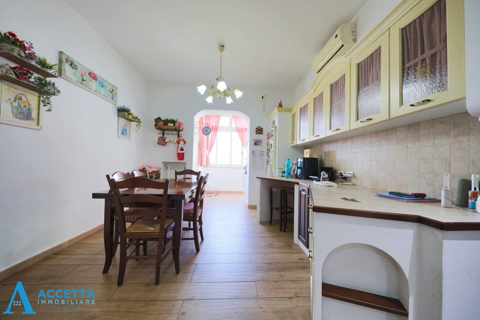 Trilocale ristrutturato in corso italia 370, Taranto