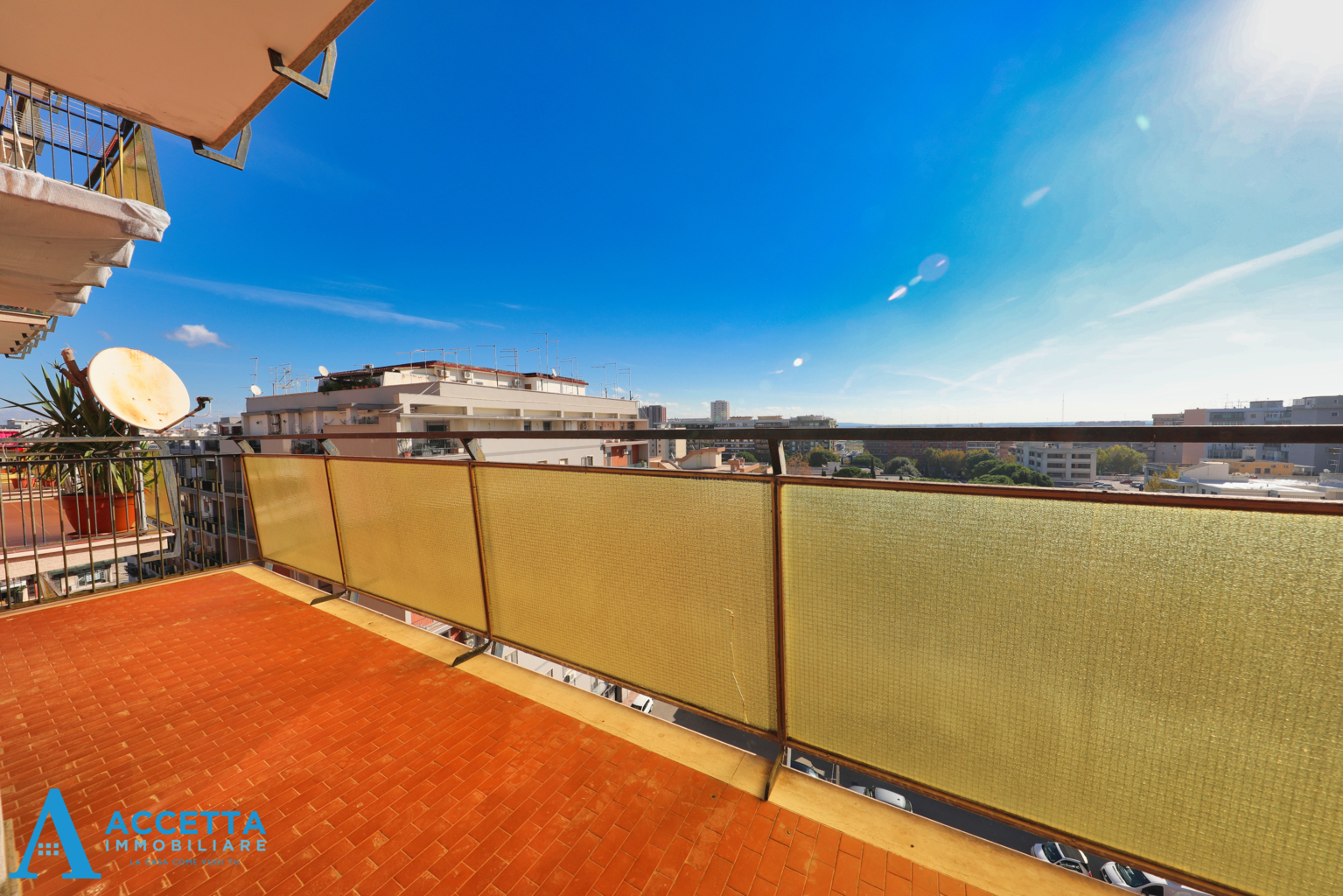 Trilocale da ristrutturare in piazza pio x 42, Taranto