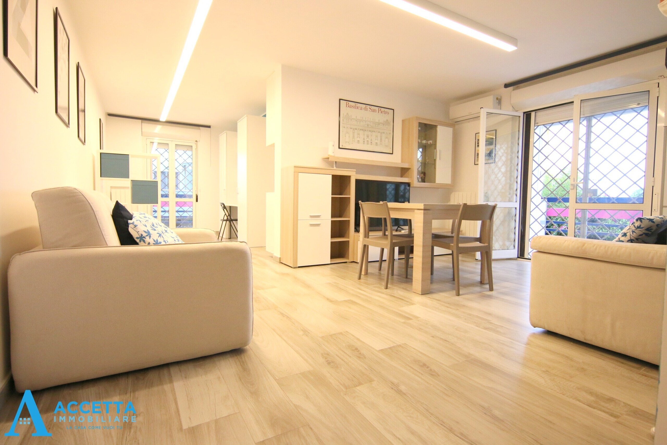 Bilocale ristrutturato in via lago di cecita 18, Taranto