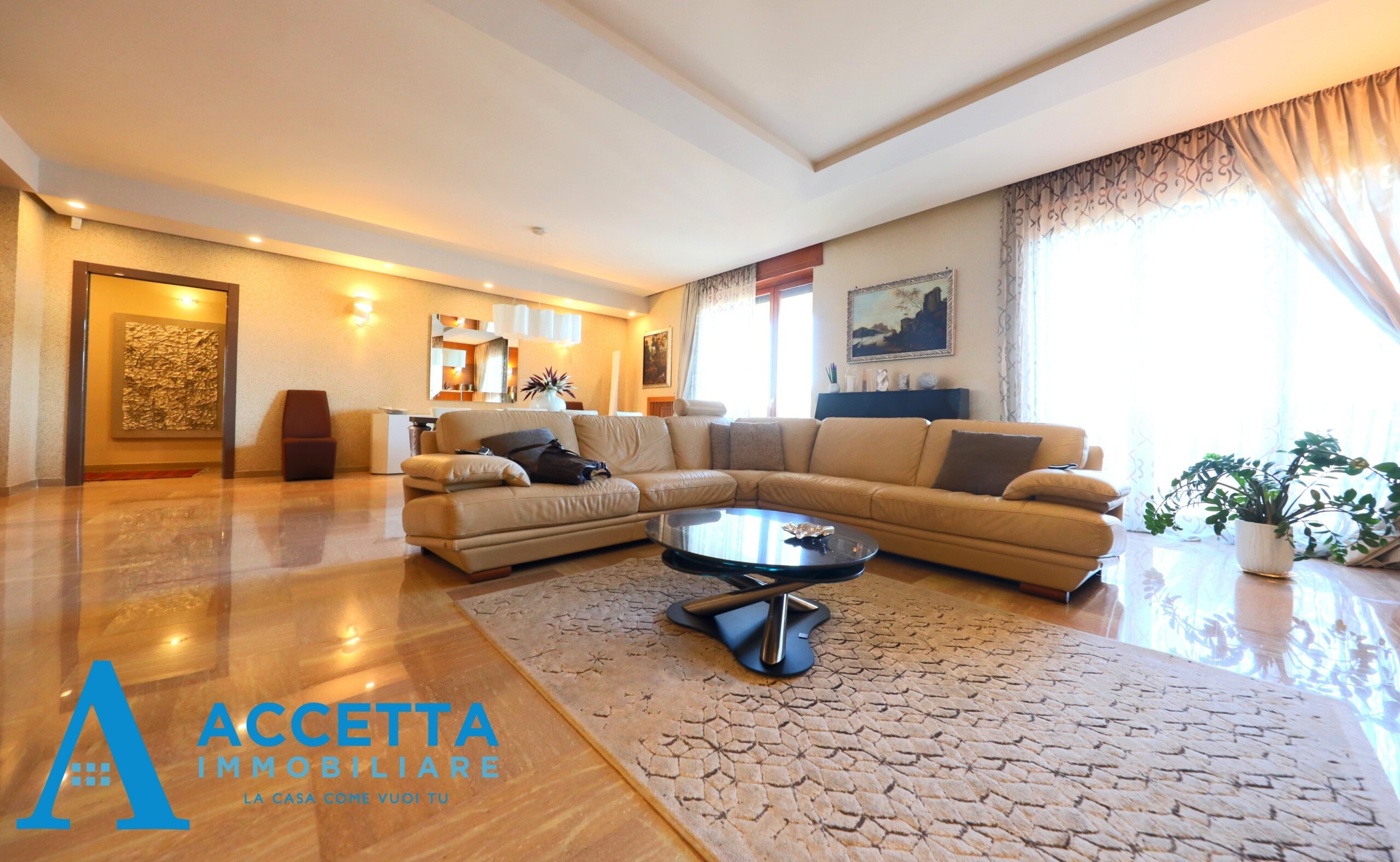 Quadrilocale vista mare in piazza giovanni xxiii 13, Taranto