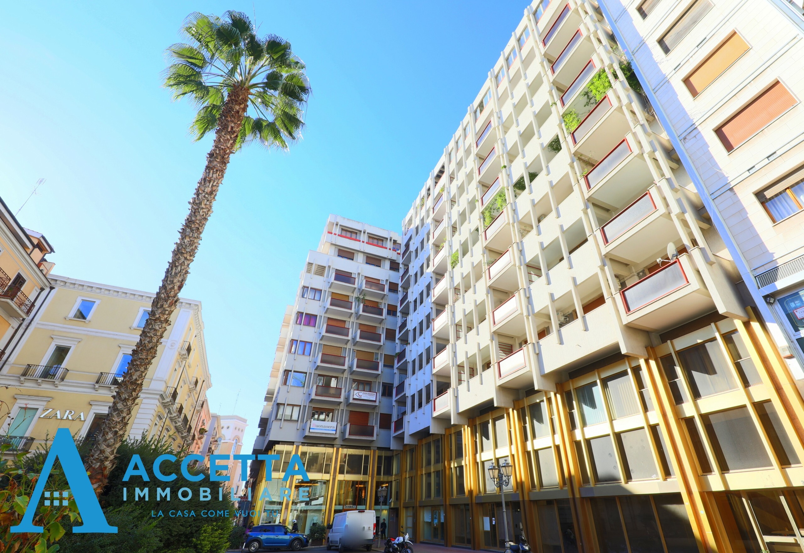 Quadrilocale vista mare in piazza giovanni xxiii 13, Taranto