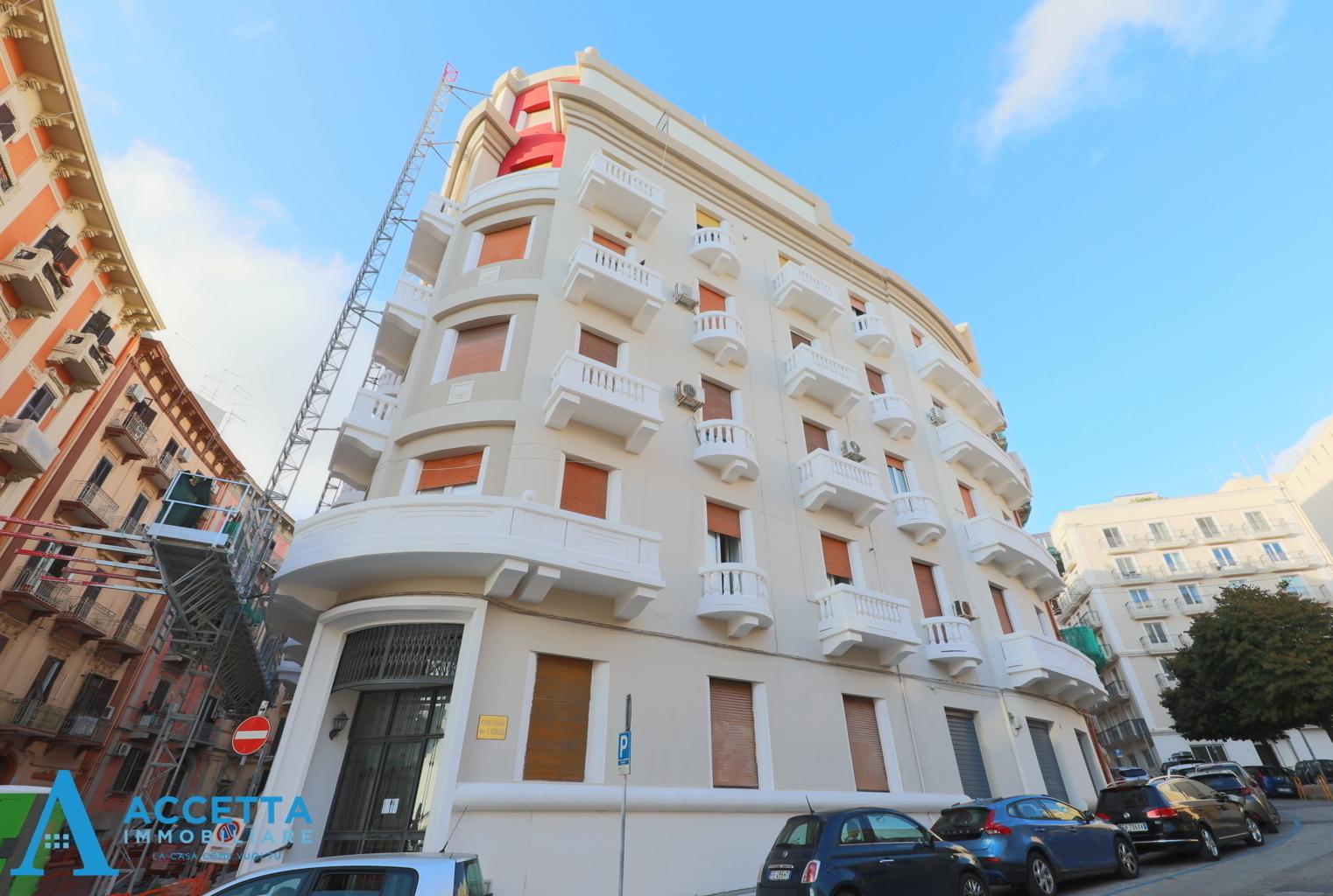 Bilocale da ristrutturare in via duca di genova 63, Taranto