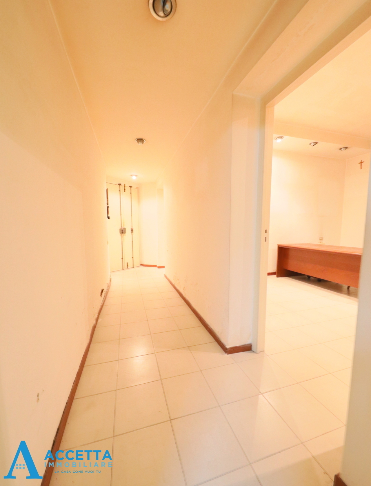 Bilocale da ristrutturare in via duca di genova 63, Taranto