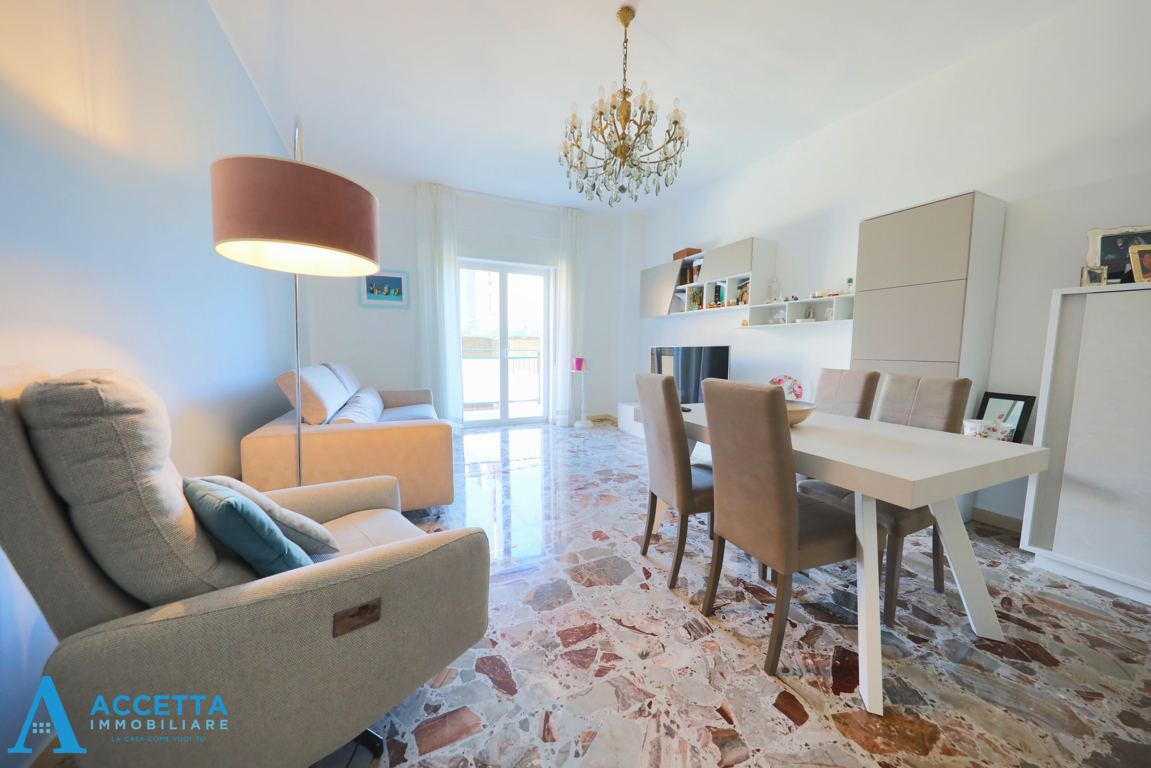 Trilocale in vendita in via istria 30, Taranto