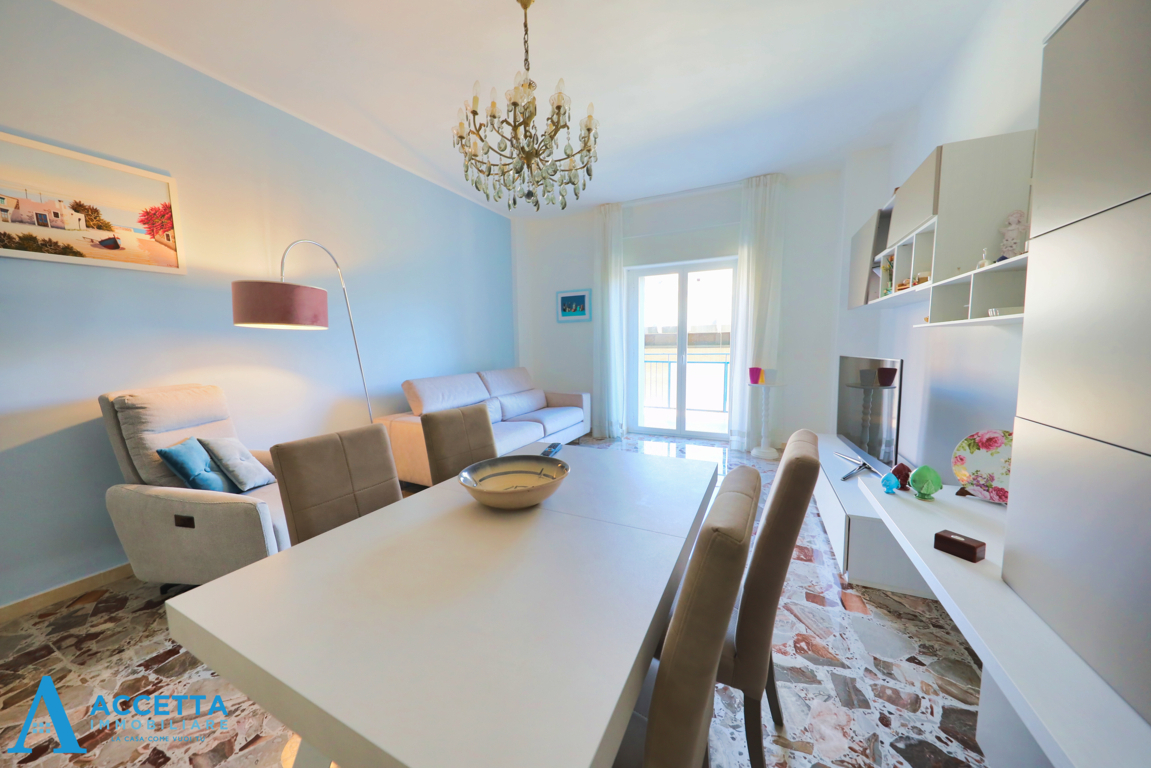 Trilocale in vendita in via istria 30, Taranto