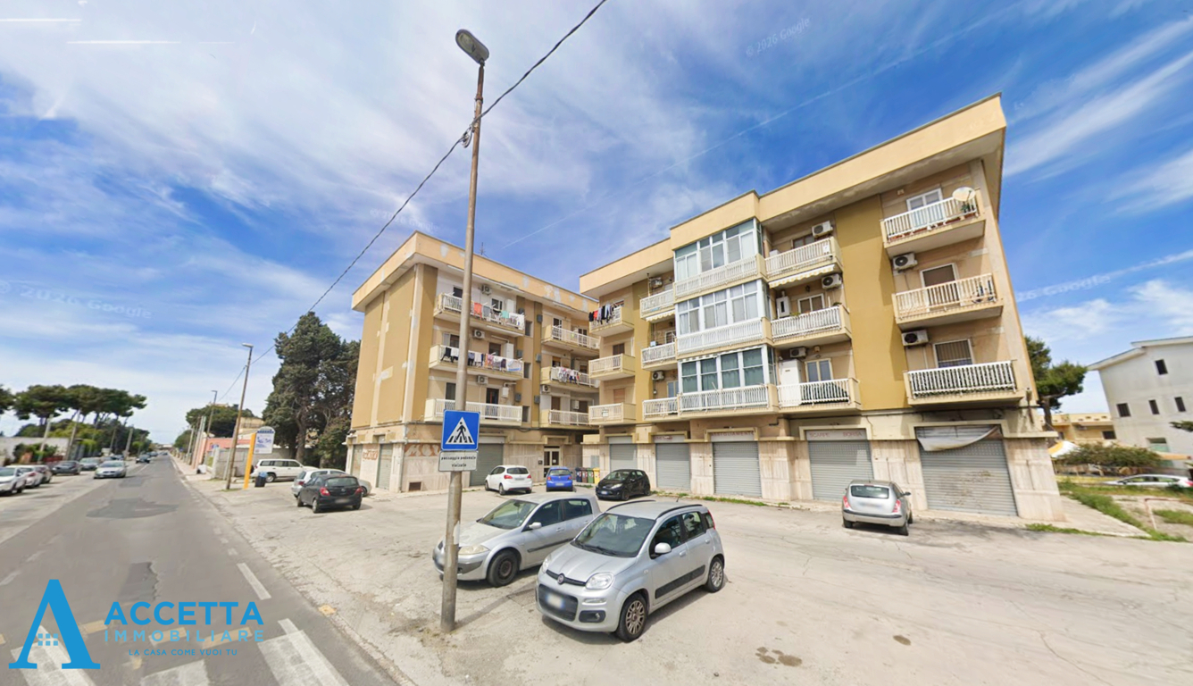 Locale commerciale da ristrutturare in corso vittorio emanuele ii 11, Taranto