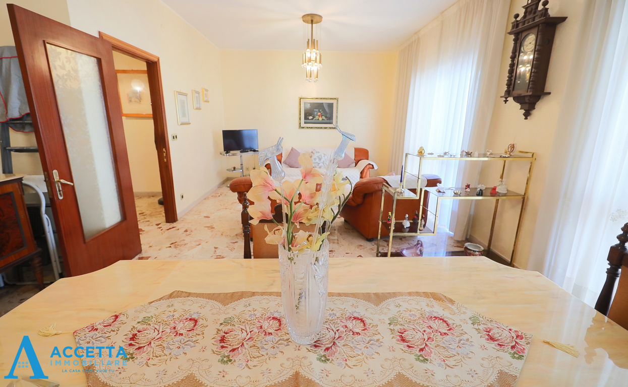 Quadrilocale in vendita in via caduti di nassirya 26, Taranto