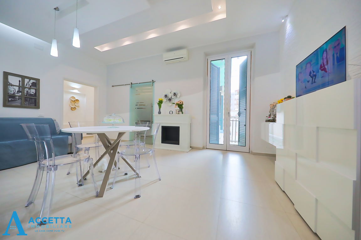 Bilocale ristrutturato in via diego peluso 89, Taranto