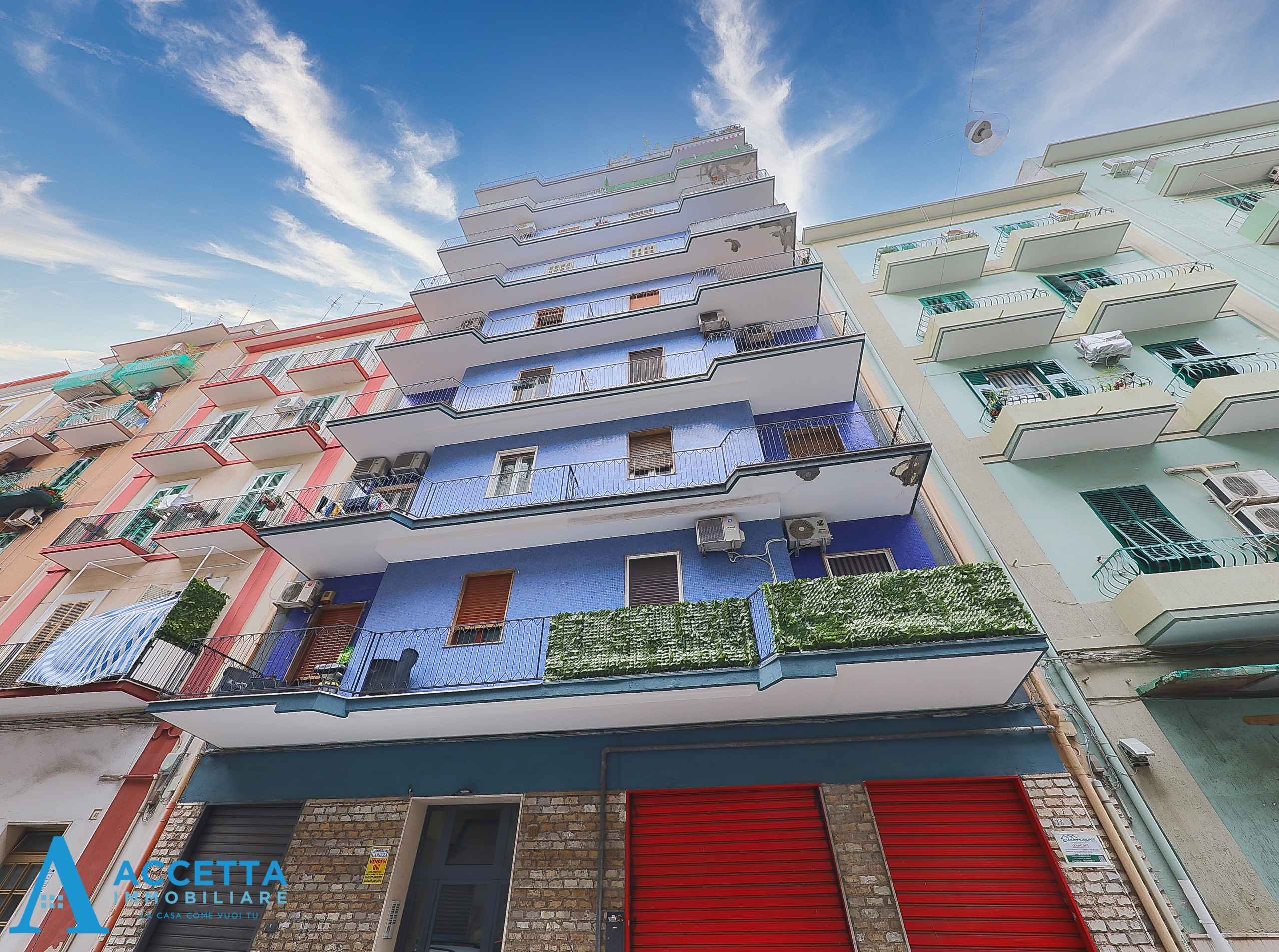 Trilocale ristrutturato in via diego peluso 80, Taranto