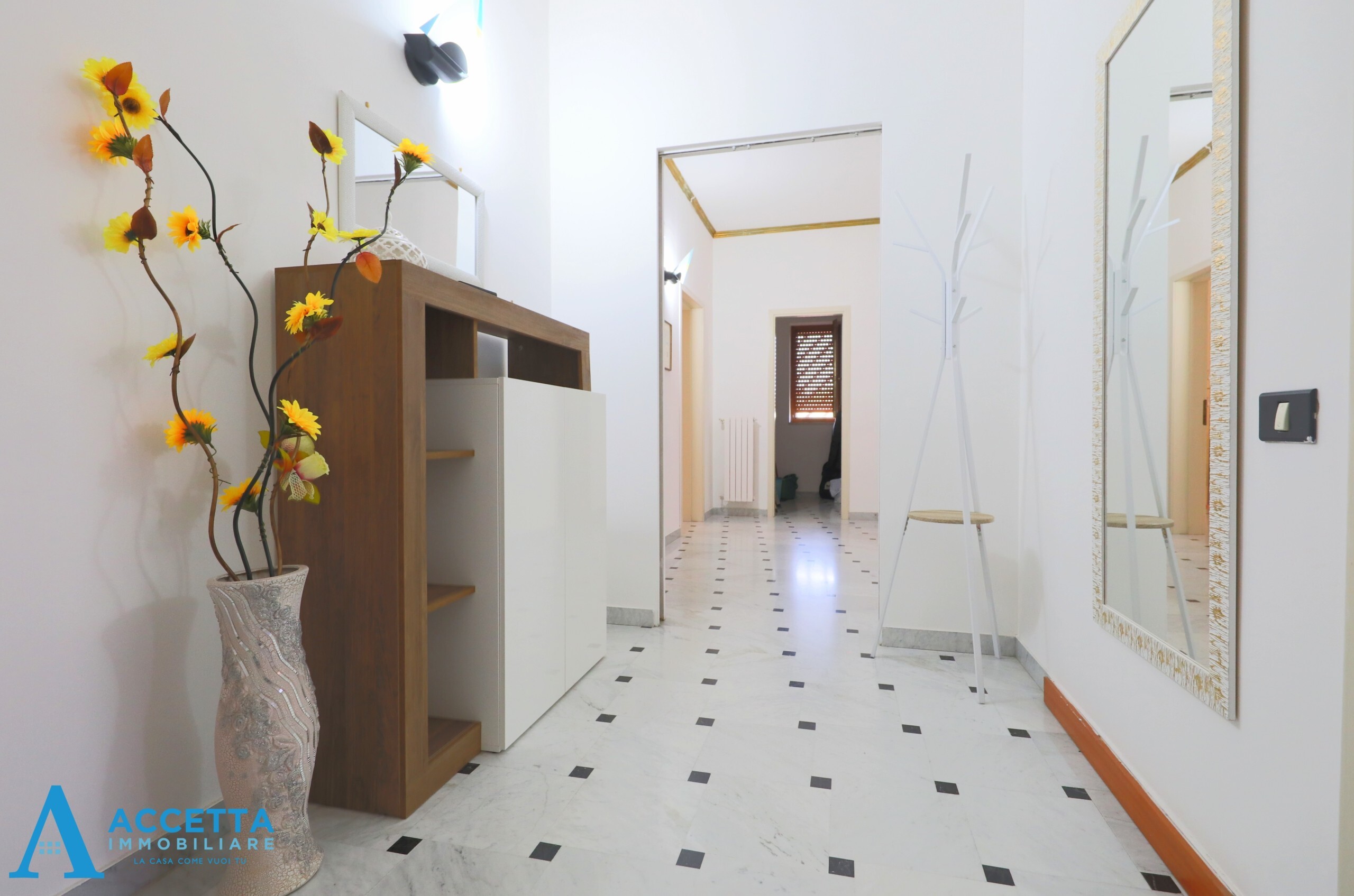 Trilocale in affitto in via cicale 17, Taranto