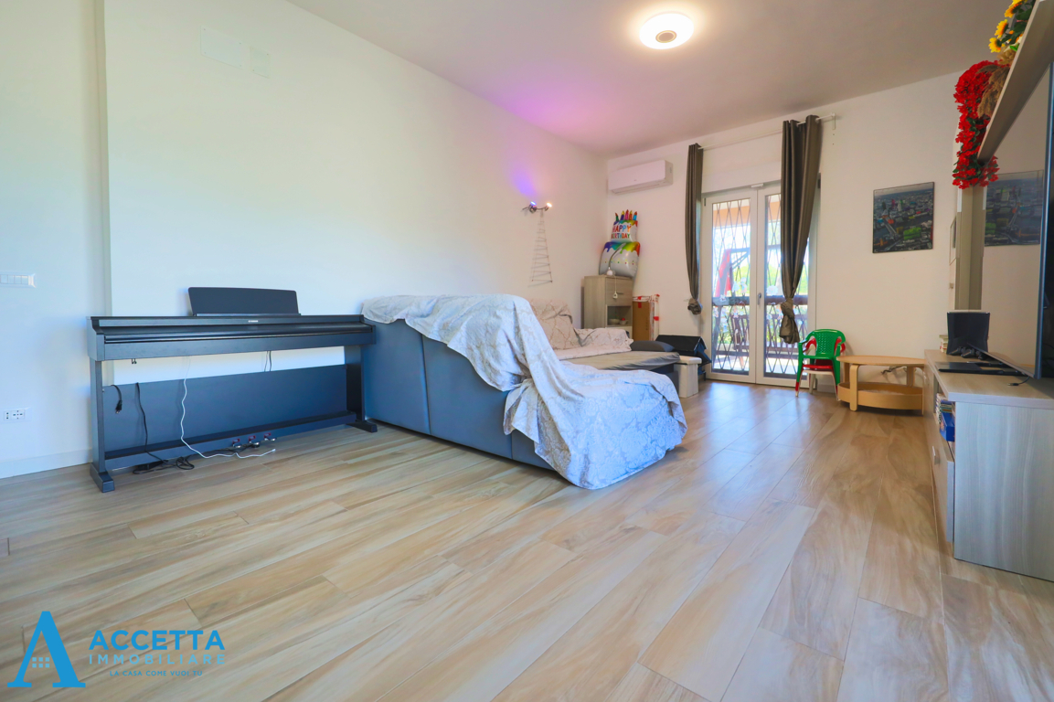 Villa ristrutturata in via lappane, Taranto