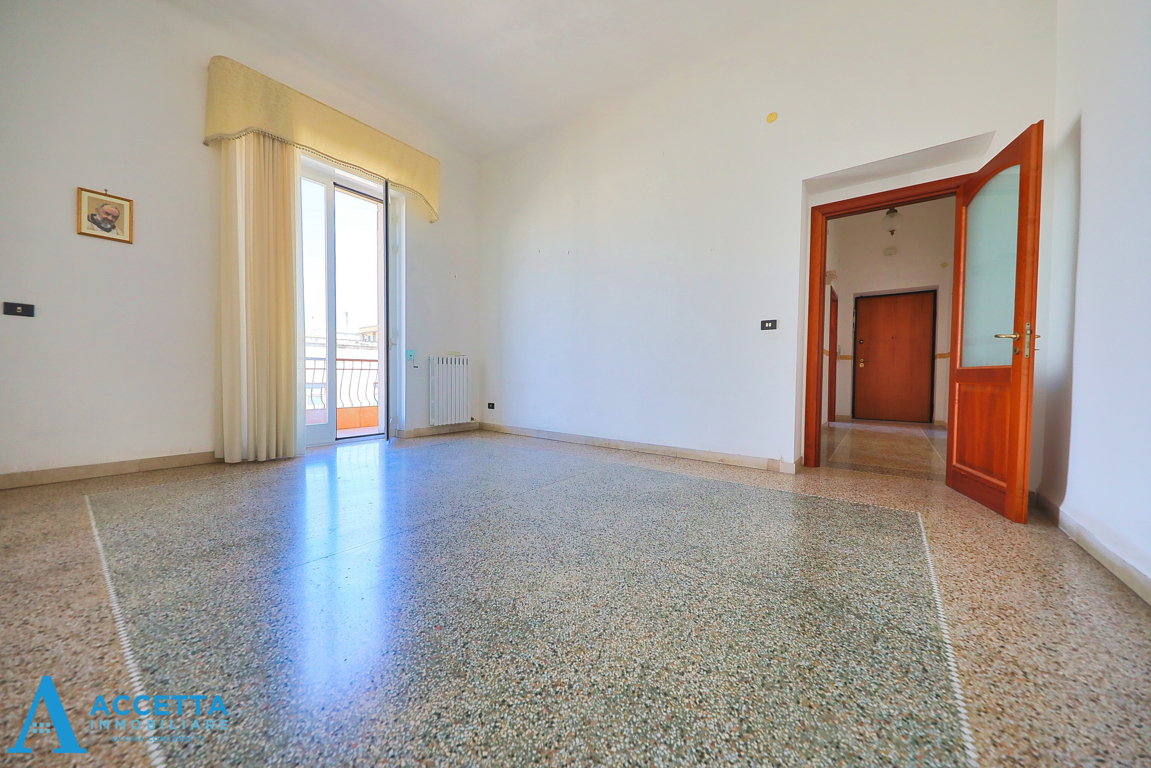 Quadrilocale in vendita in via icco 19, Taranto