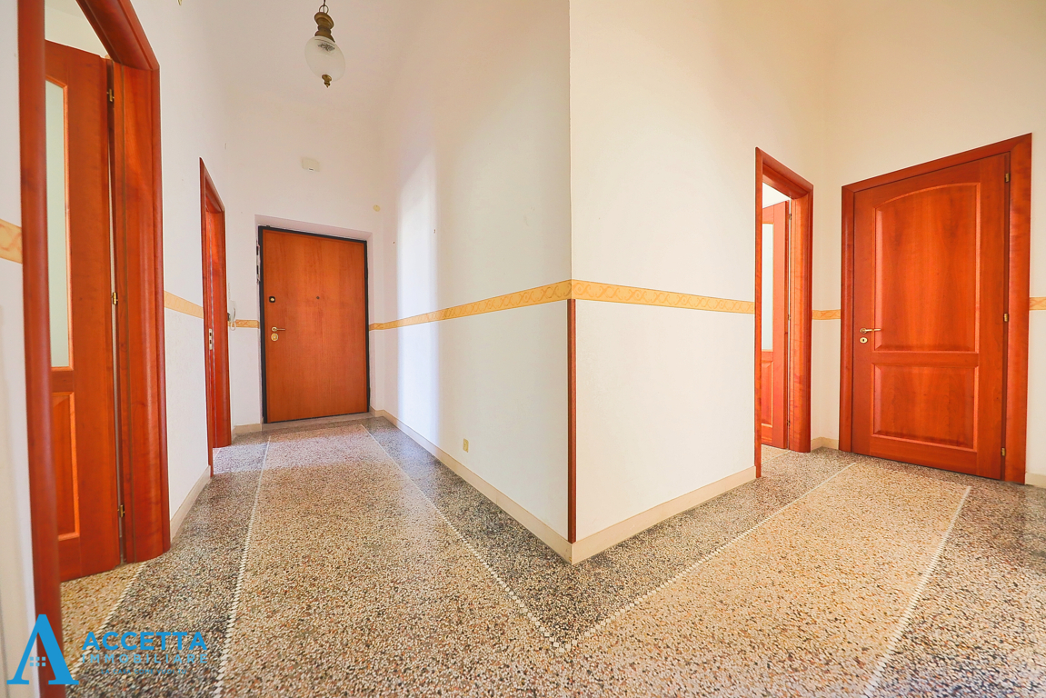 Quadrilocale in vendita in via icco 19, Taranto