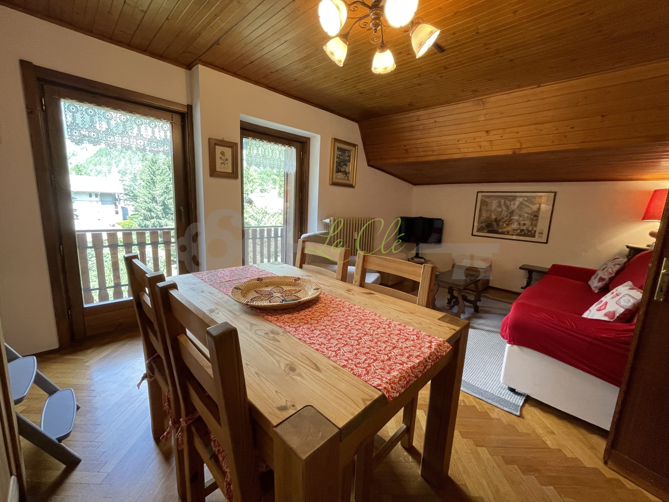 Mansarda con giardino, Courmayeur entreves