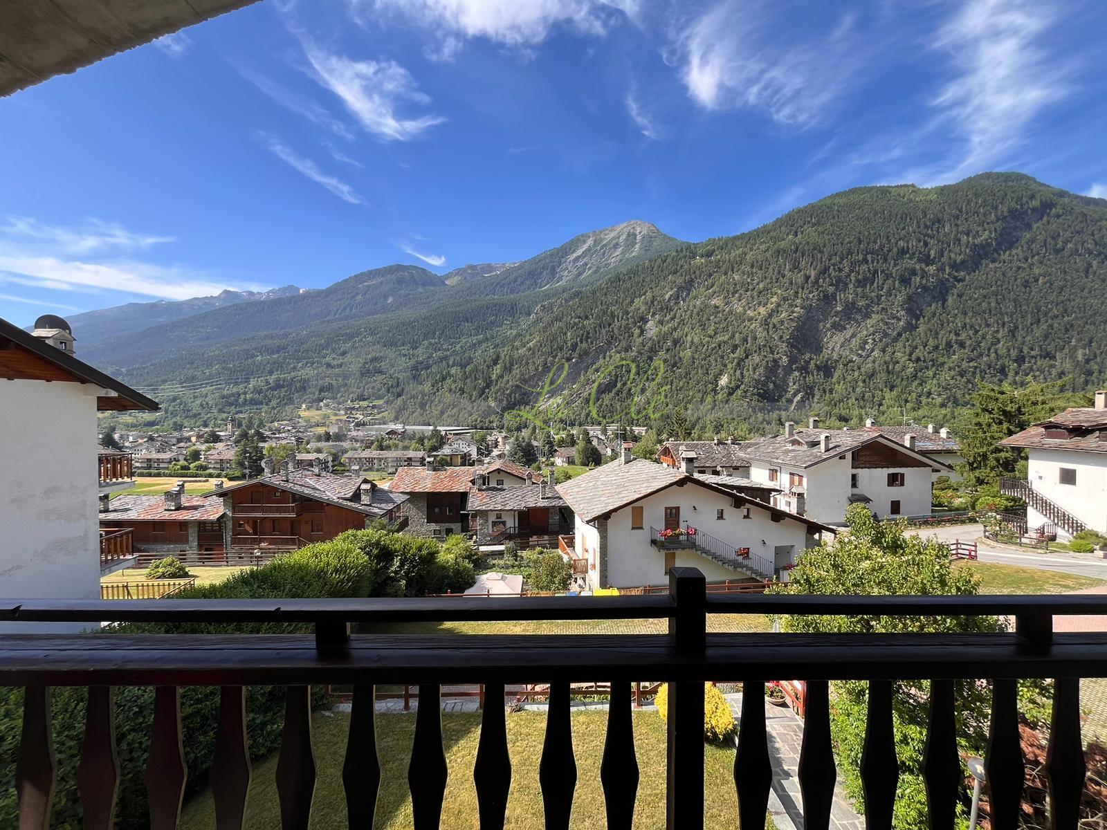 Bilocale con giardino, Morgex lavancher