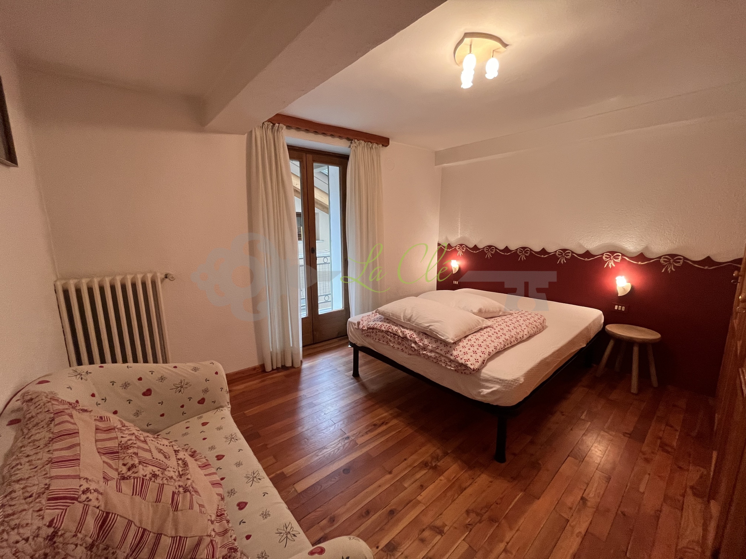 Trilocale ristrutturato in via roma, Courmayeur