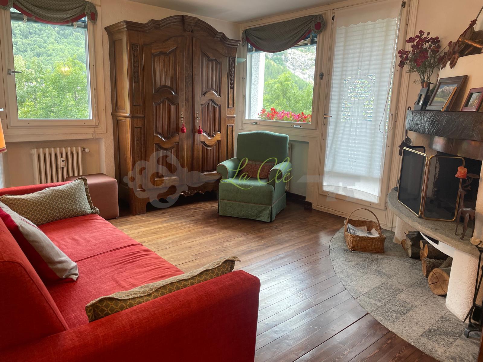 Trilocale in affitto, Courmayeur centrale