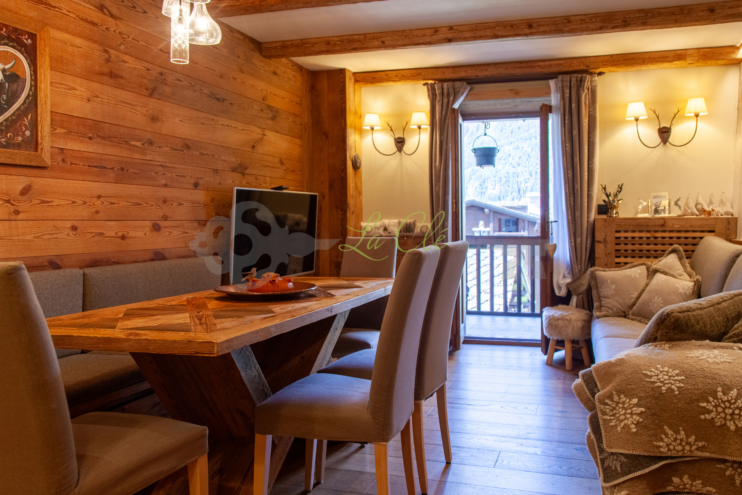 Trilocale con box, Courmayeur villair inferiore