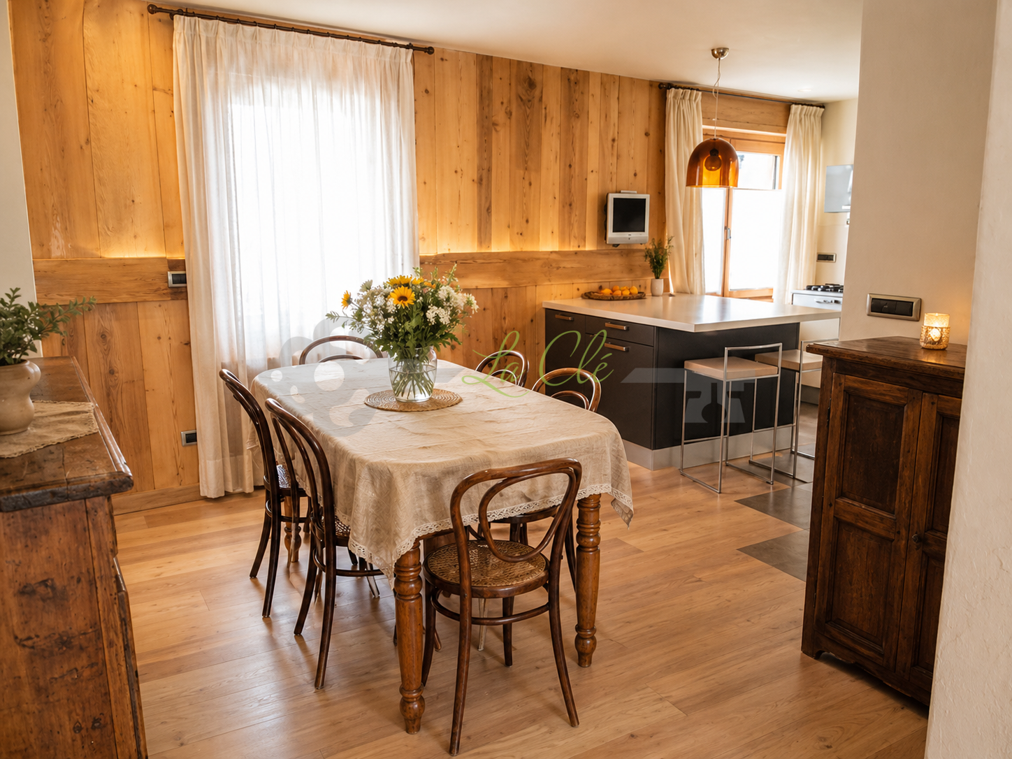 Bilocale con box, Courmayeur centro