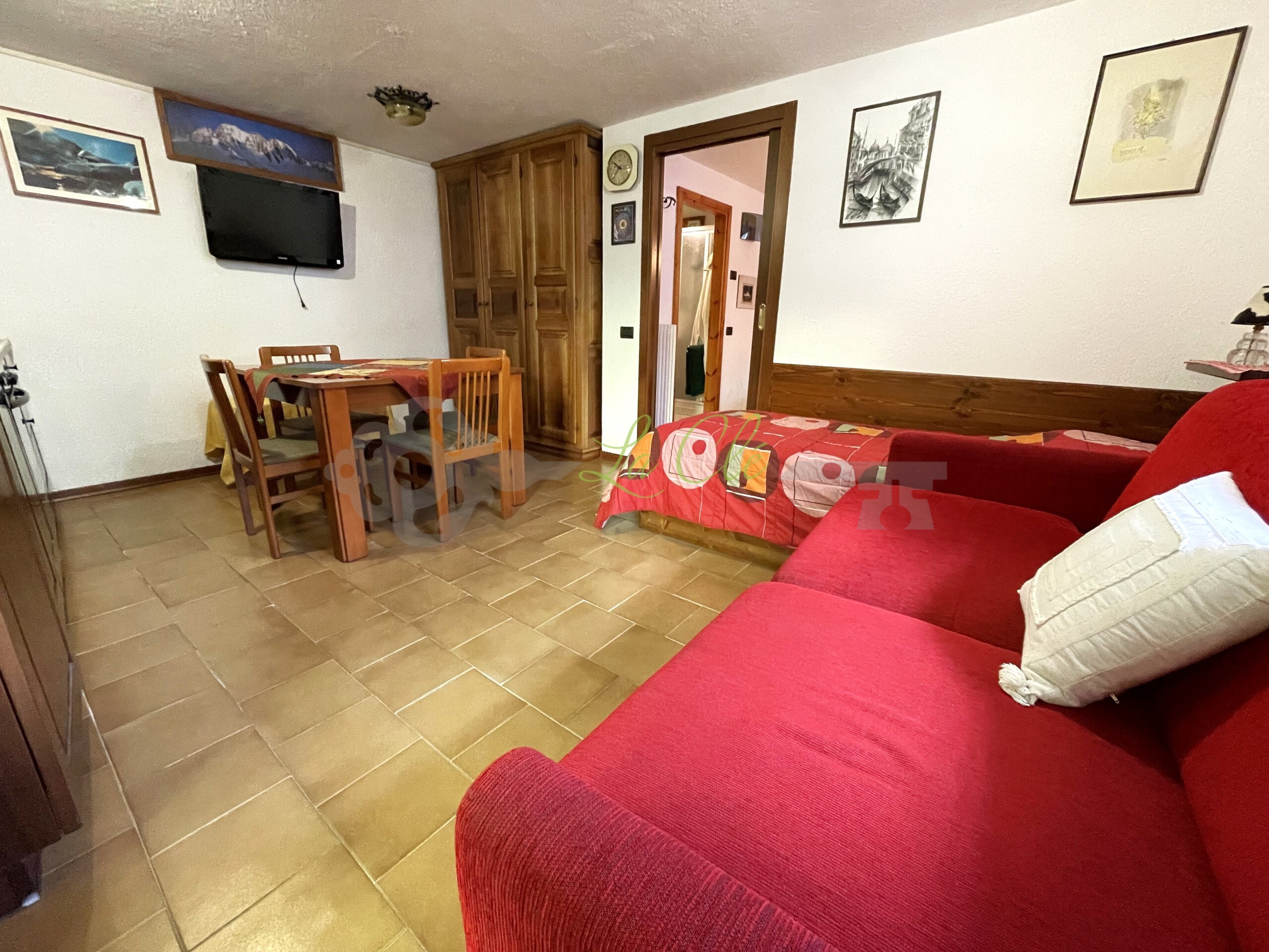 Bilocale con terrazzo in strada della vittoria, Courmayeur