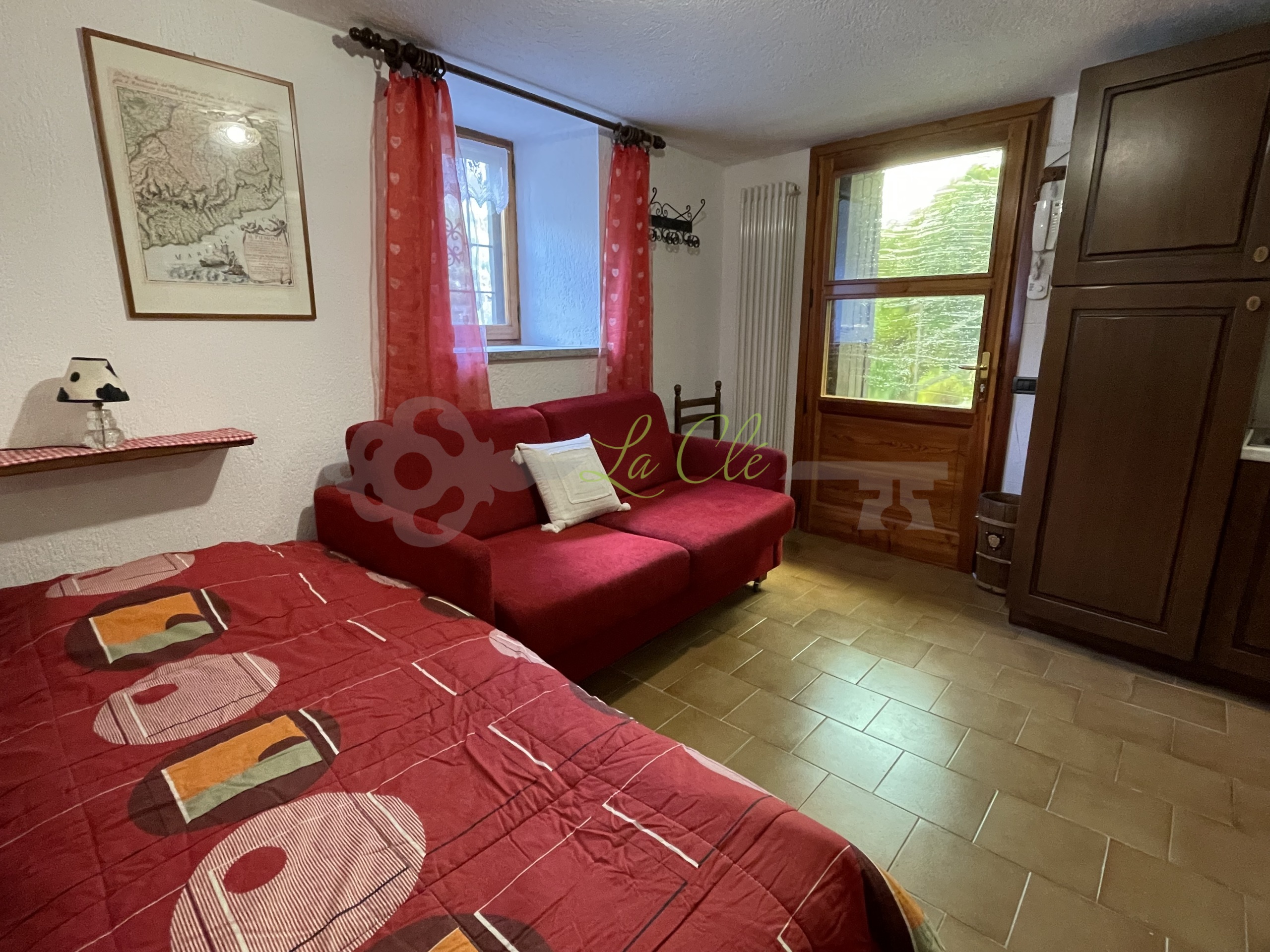 Bilocale con terrazzo in strada della vittoria, Courmayeur