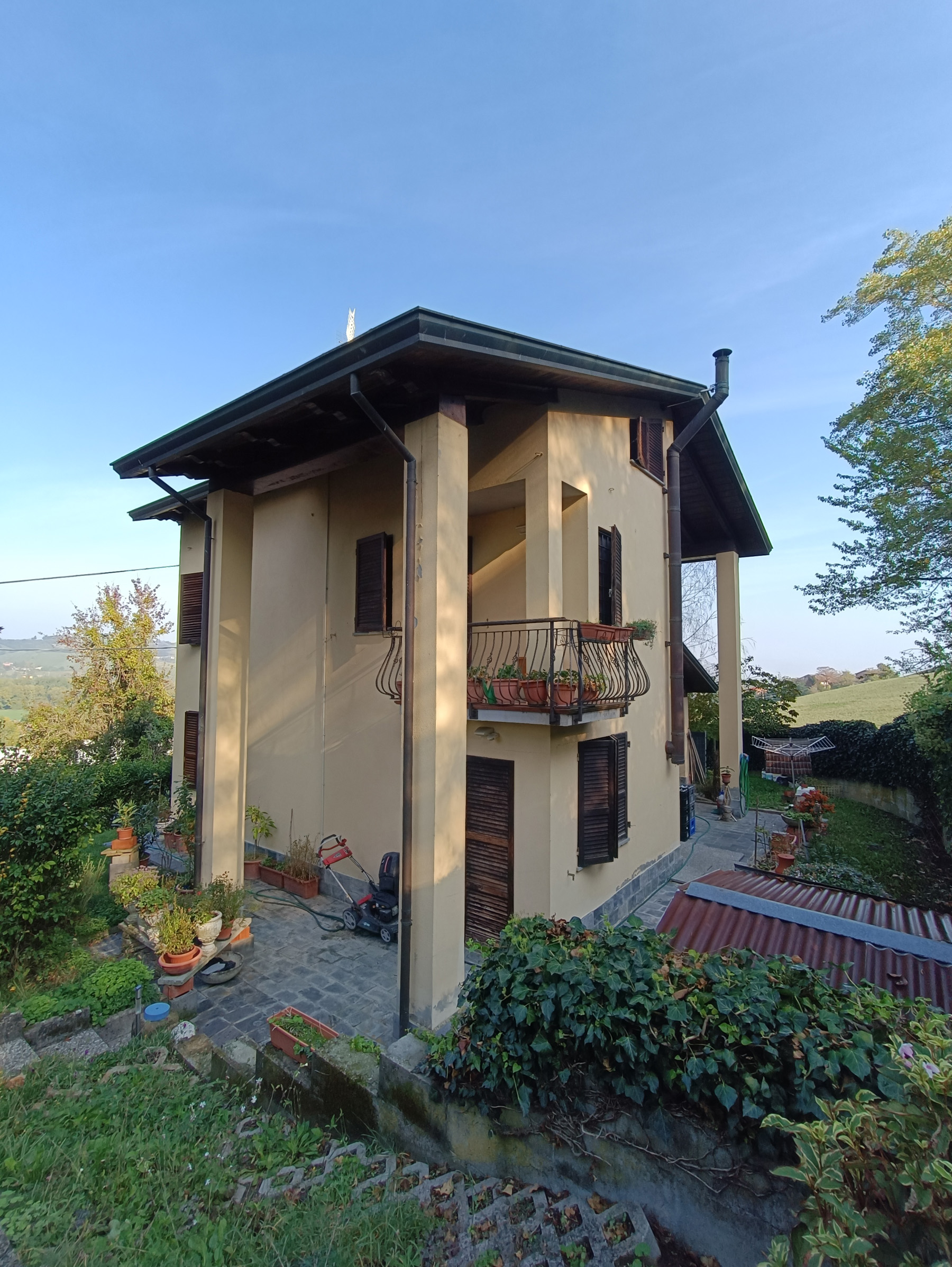Villa in vendita, Lesignano de' Bagni stadirano