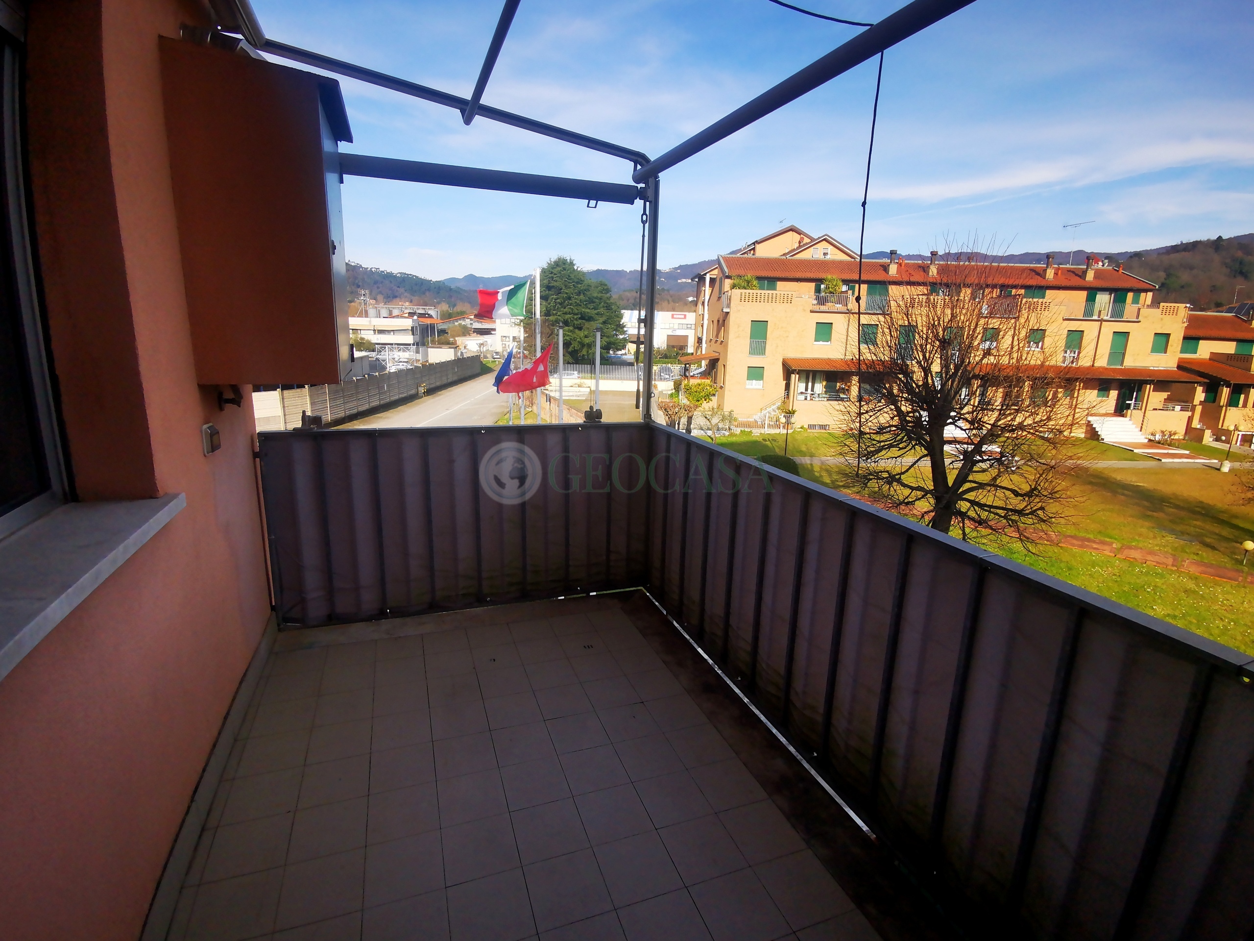 Trilocale in affitto a Vezzano Ligure