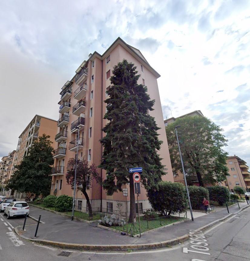 Trilocale da ristrutturare a Cinisello Balsamo