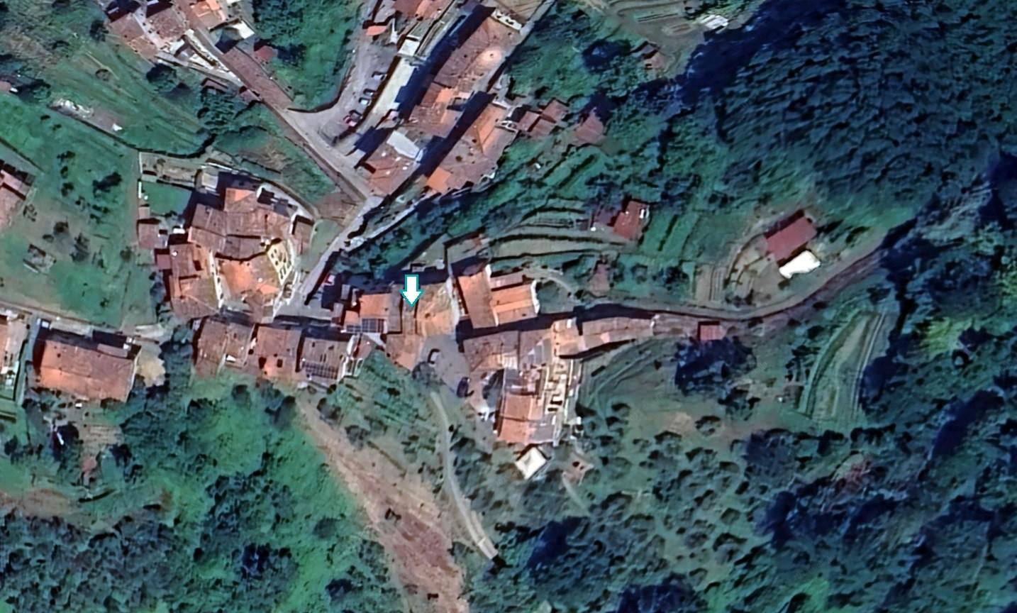 Appartamento da ristrutturare a Borgo a Mozzano
