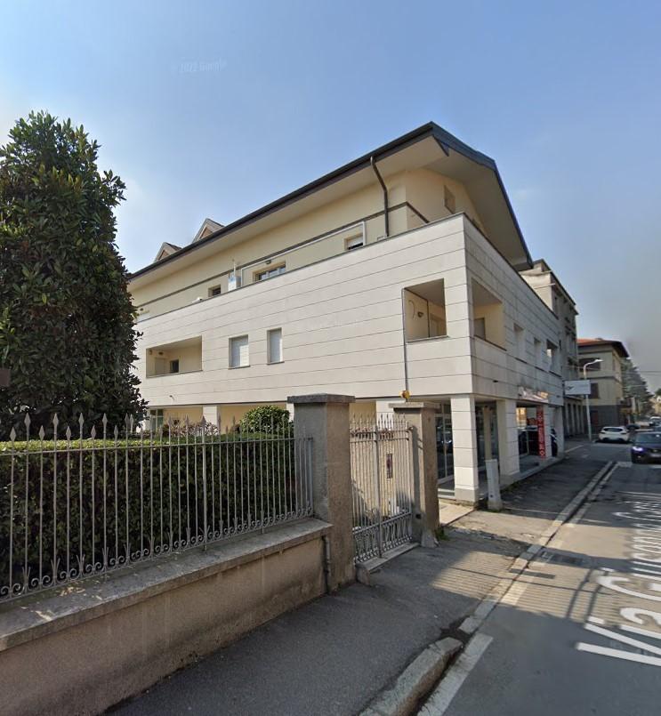 Negozio in vendita a Giussano