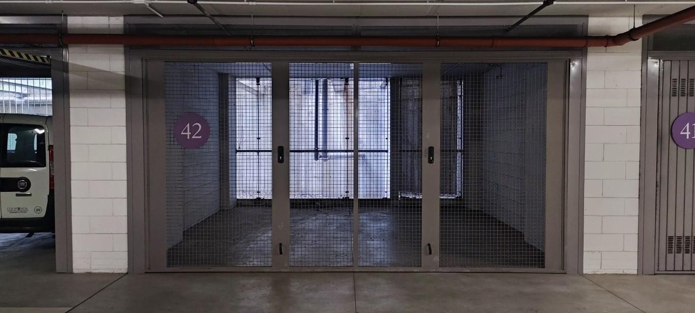 Box/Garage 33mq in vendita a Milano