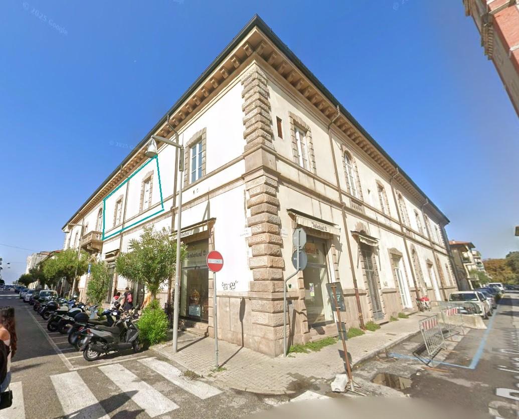 Ufficio in vendita a Viareggio