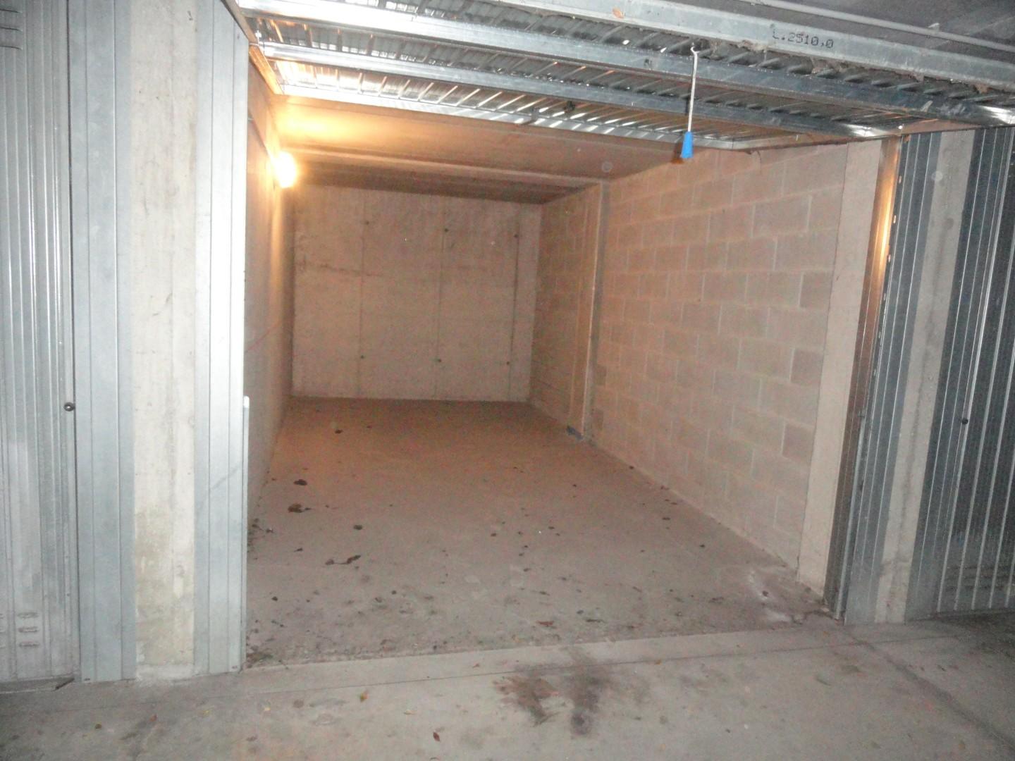 Box/Garage 16mq in vendita a Pozzo d'Adda