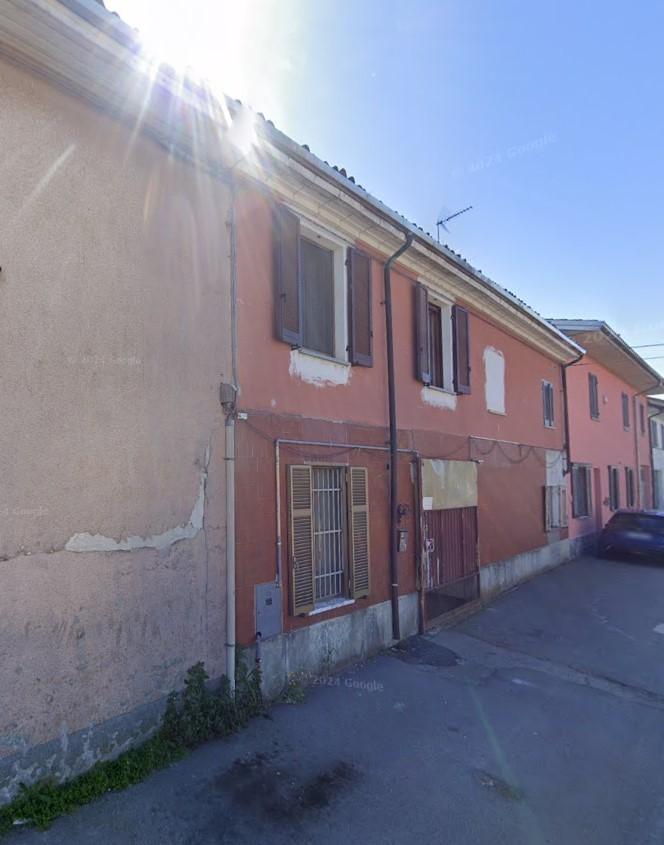 Quadrilocale da ristrutturare, Casei Gerola gerola