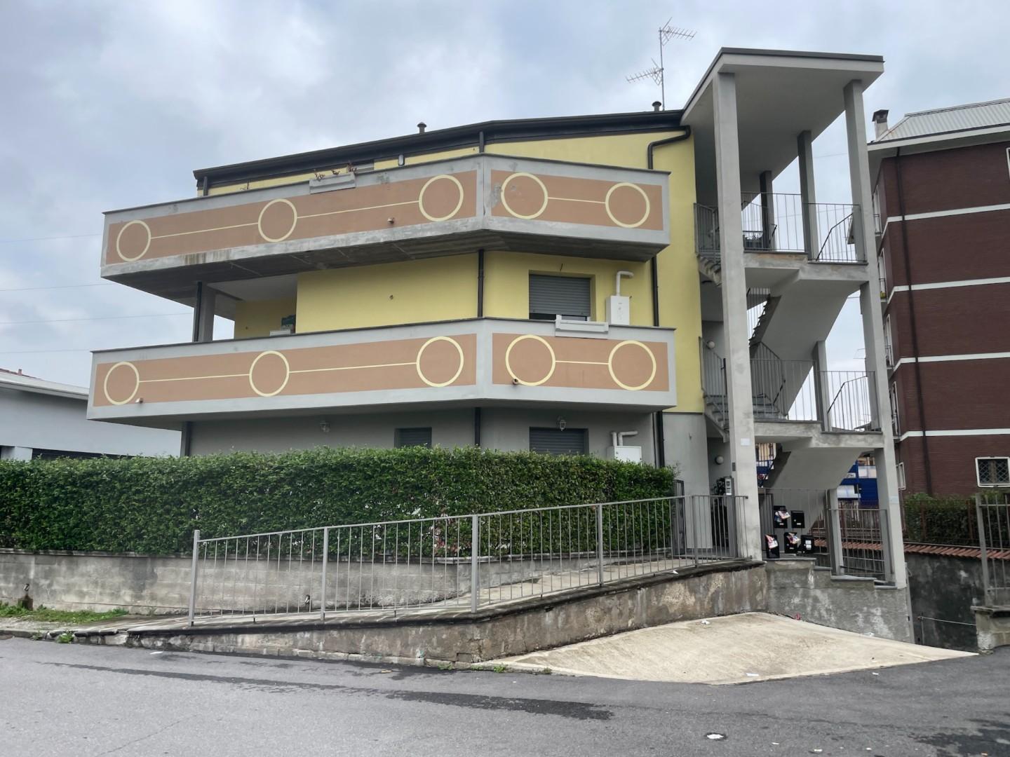 Quadrilocale in vendita a Carnate